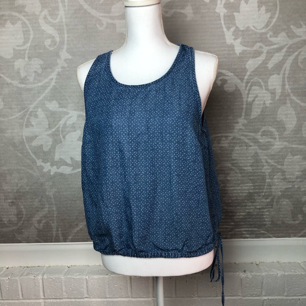 Universal Thread Chambray Sleeveless Top Large